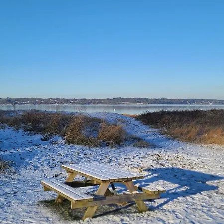 Semesterbostad Strandhygge *